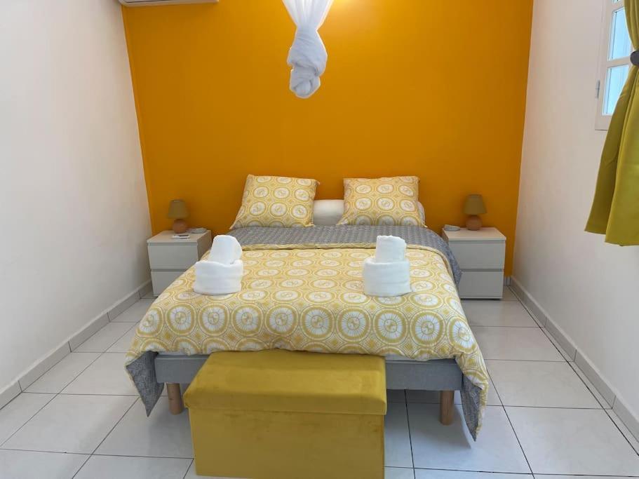 Kay Johanna Les Abymes Exterior foto